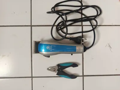 Tondeuse de toilettage + coupe-ongle pour chien