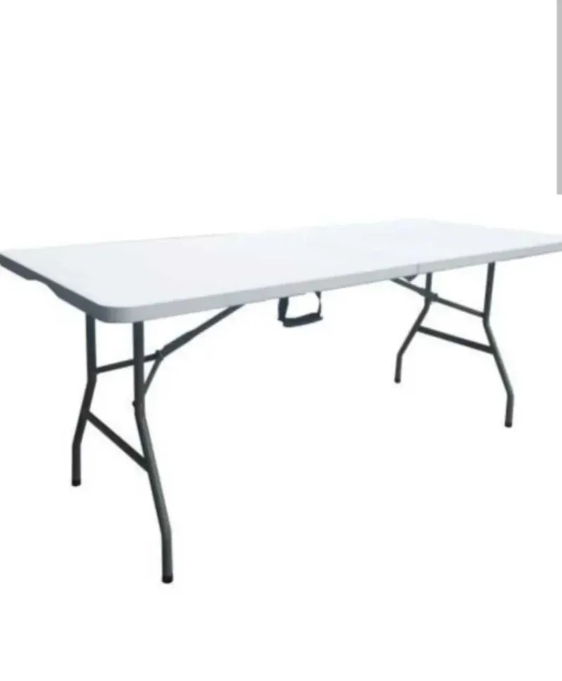 Table – Photo 1