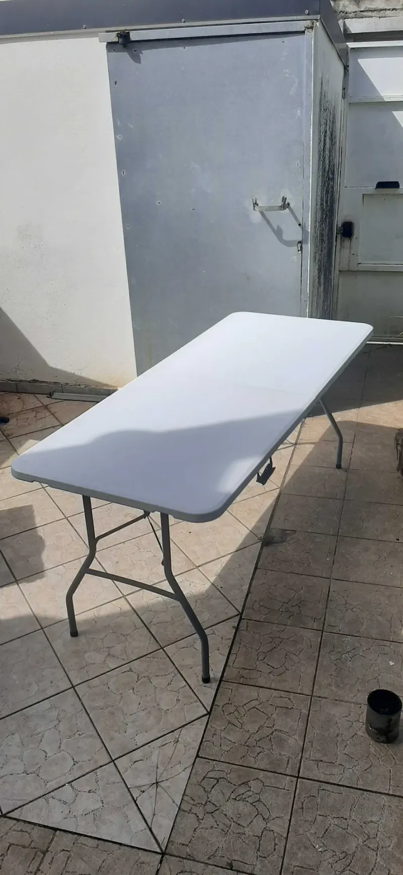 Table – Photo 1