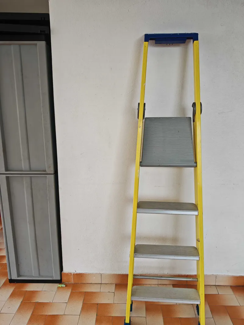 Escabeau 3 marches – Photo 1