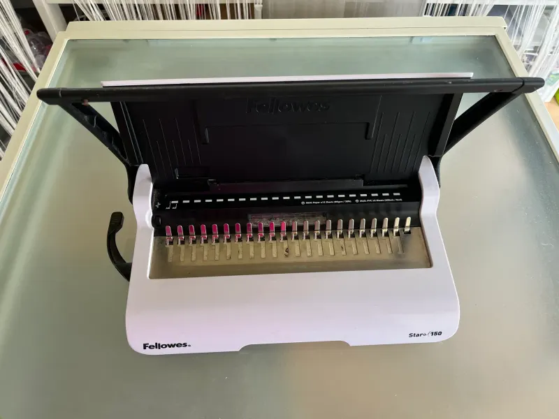 Relieuse – Photo 1