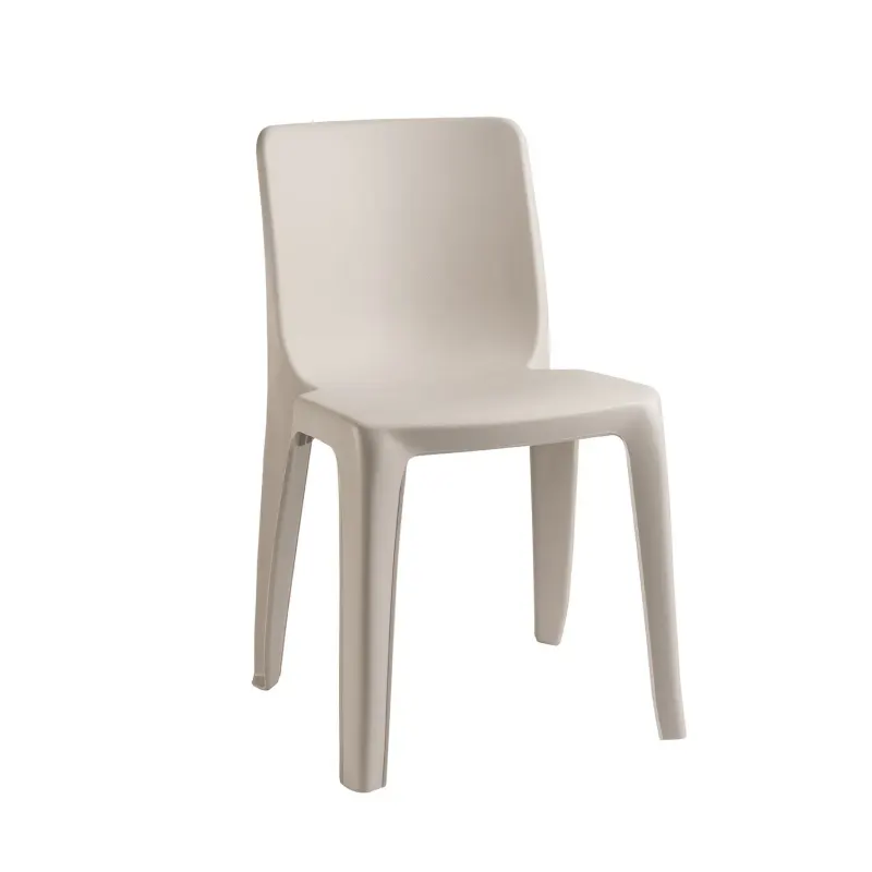 Chaise – Photo 1