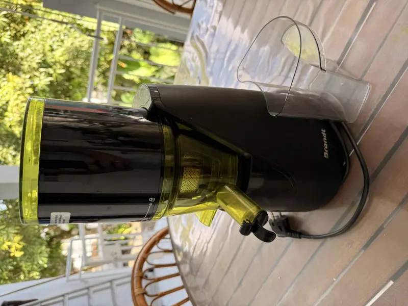 Extracteur de jus de fruit ou de légumes – Photo 1
