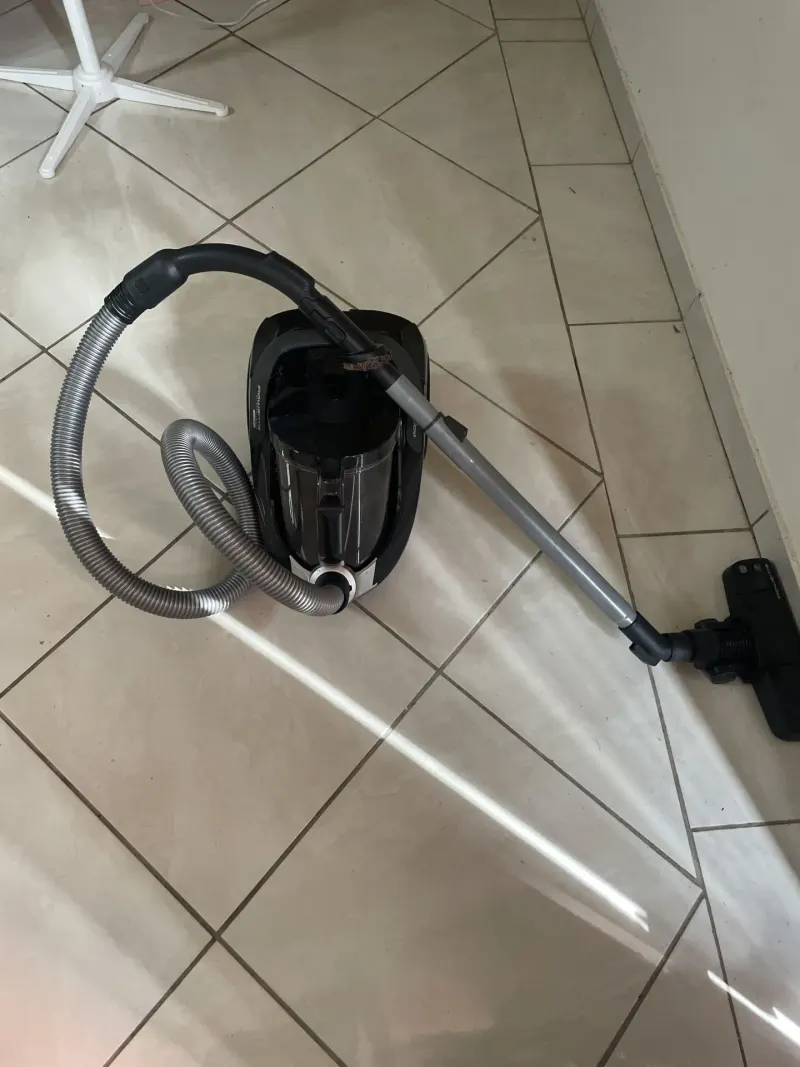 Aspirateur Rowenta – Photo 1