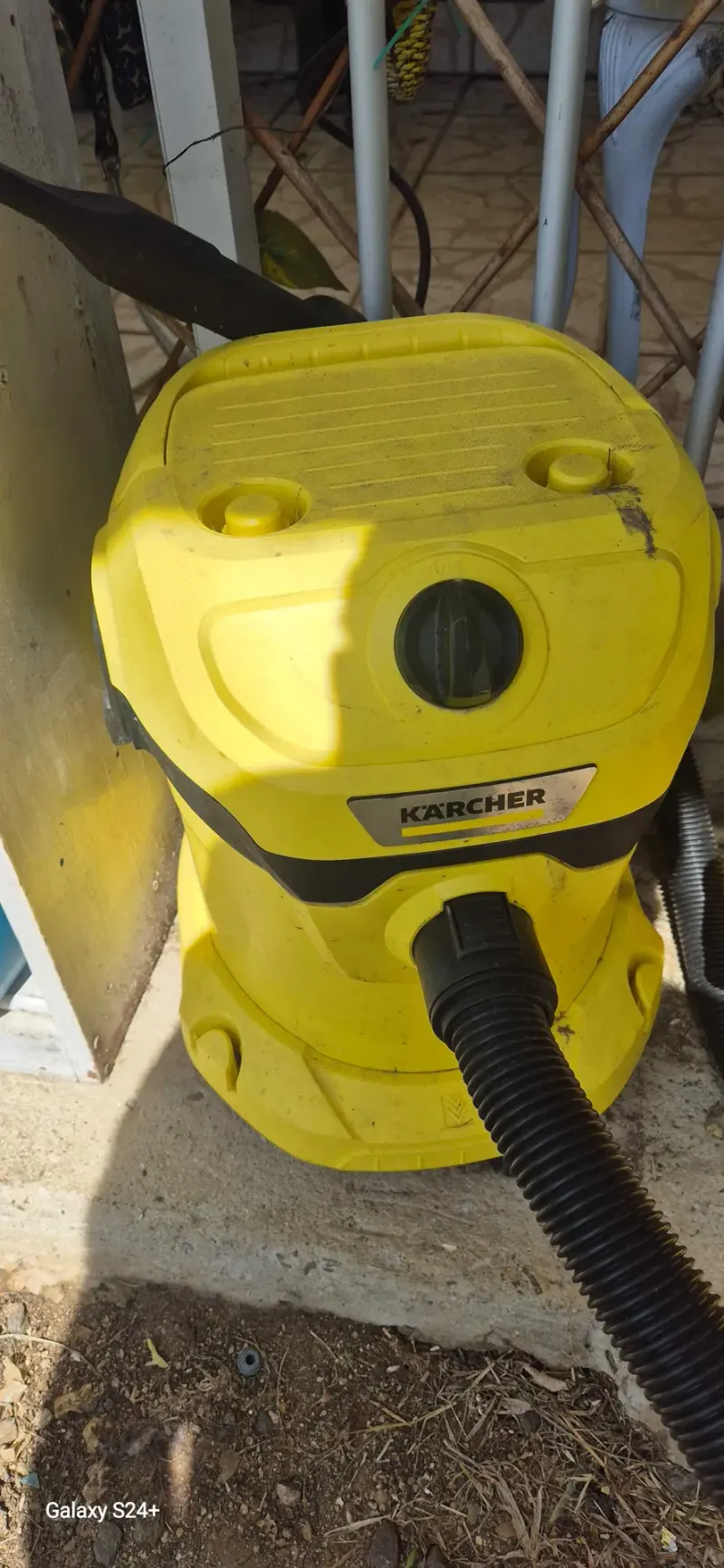 Aspirateur – Photo 1