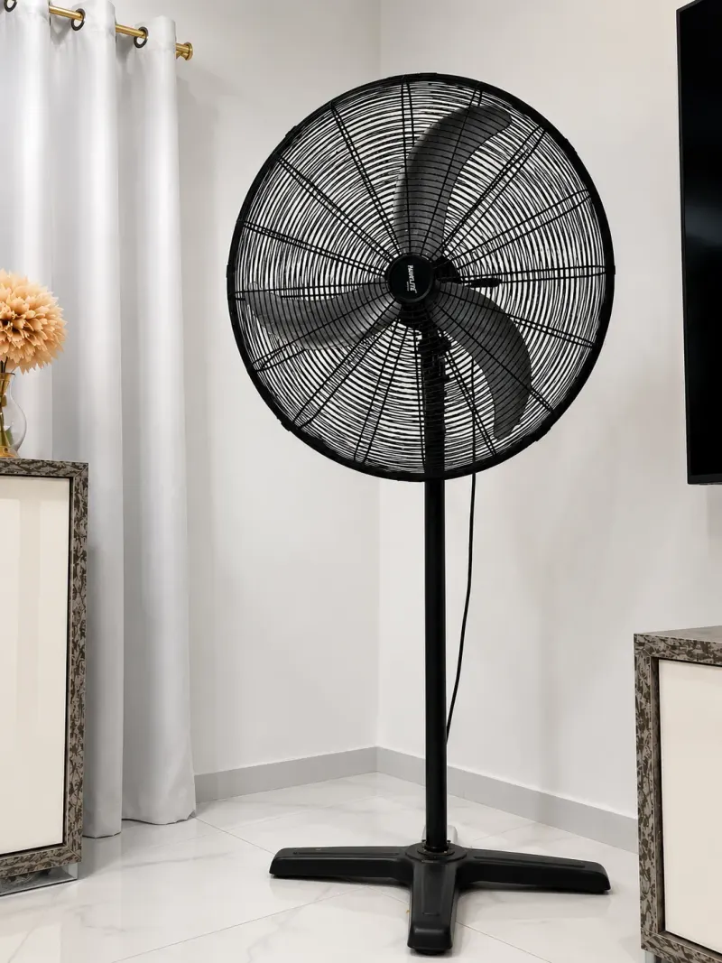 Ventilateur sur pied grand format – Photo 1