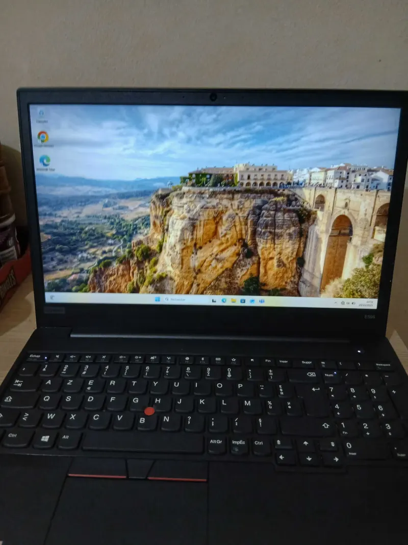 Pc Portable Lenovo E595 – Photo 1
