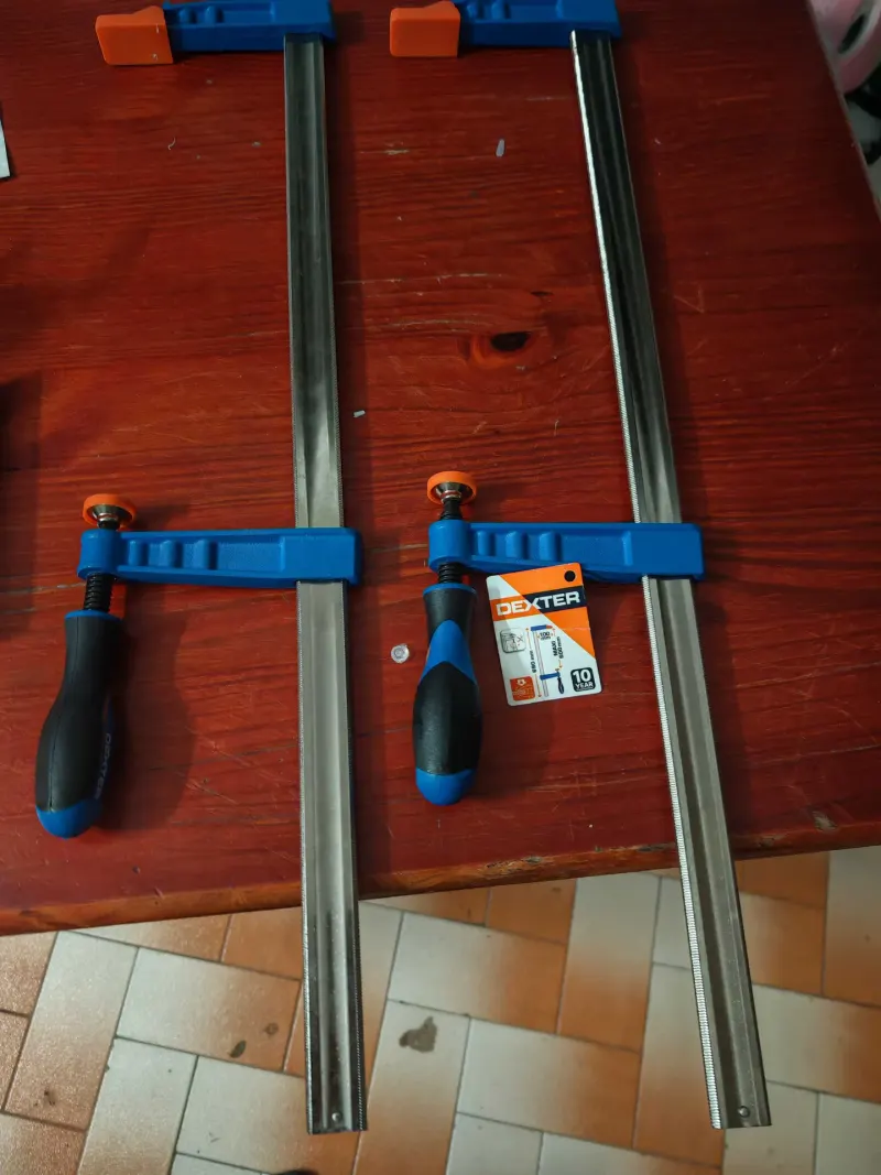 Pince à visse – Photo 1