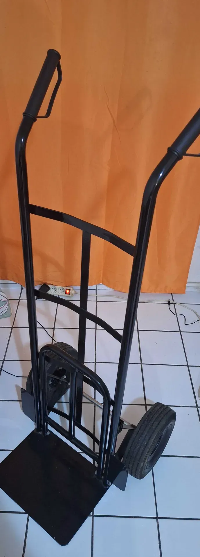 Diable de manutention – Photo 1