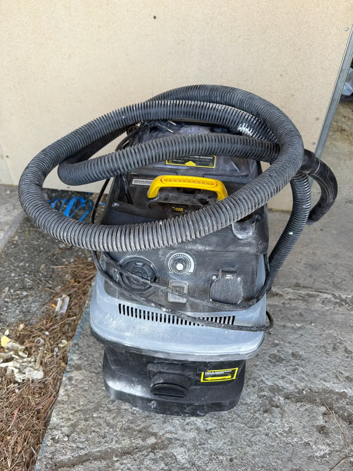 Aspirateur professionnel pour travaux de ponçage – Photo 1